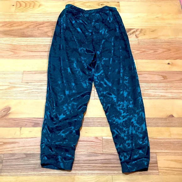 Sunshine Starshine Emerald Polyester Velvet Pantsuit size 16, altered to size 10 - Picture 1 of 6